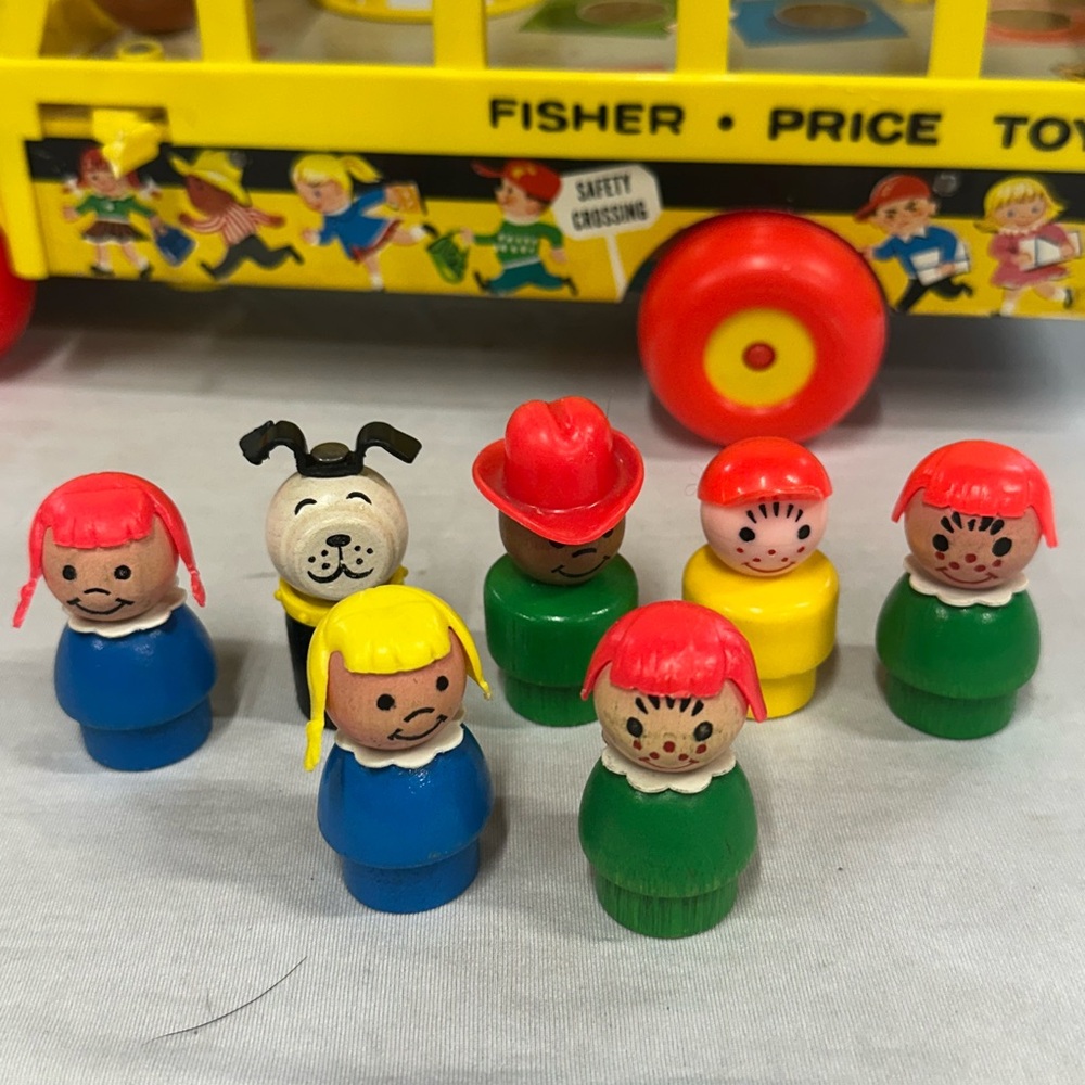 Vintage Fisher Price School Bus - Picture 9 of 10